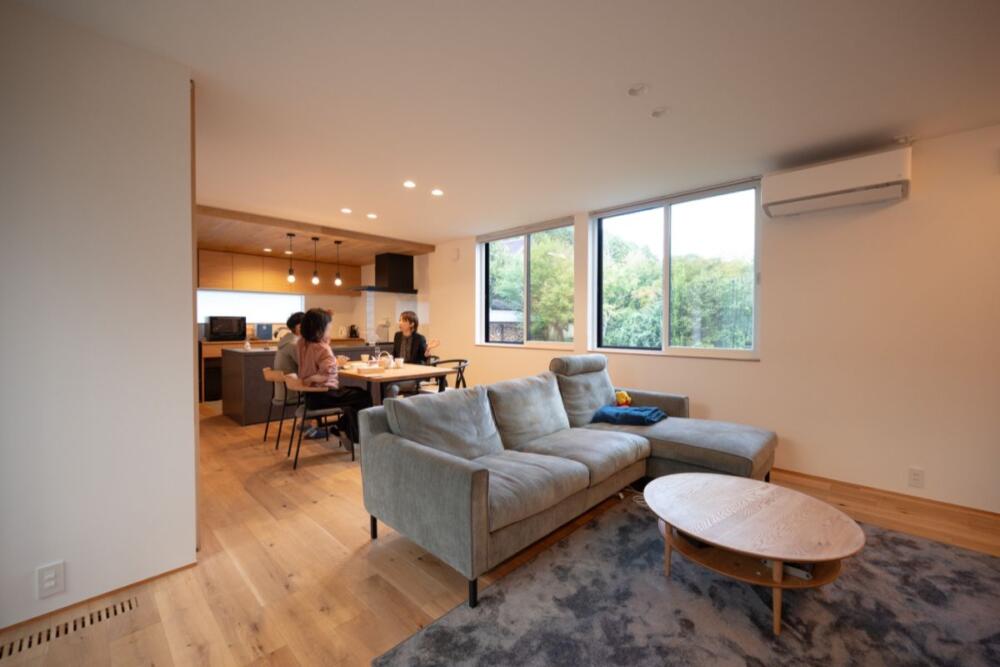 オーナー様インタビュー｜抜け感と心地よさがちょうどいい、“なんとなく”から始まった家づくり